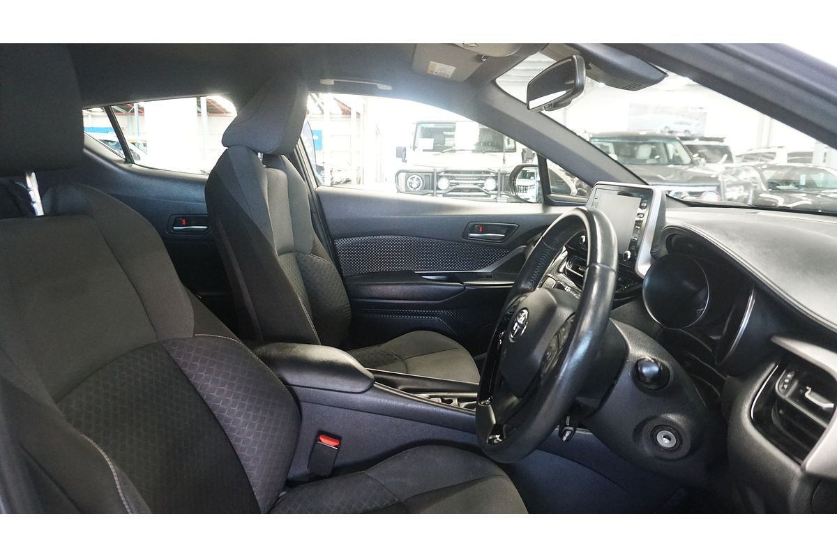 2020 Toyota C-HR NGX10R