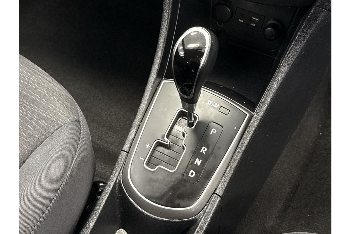 2018 Hyundai Accent Sport RB6