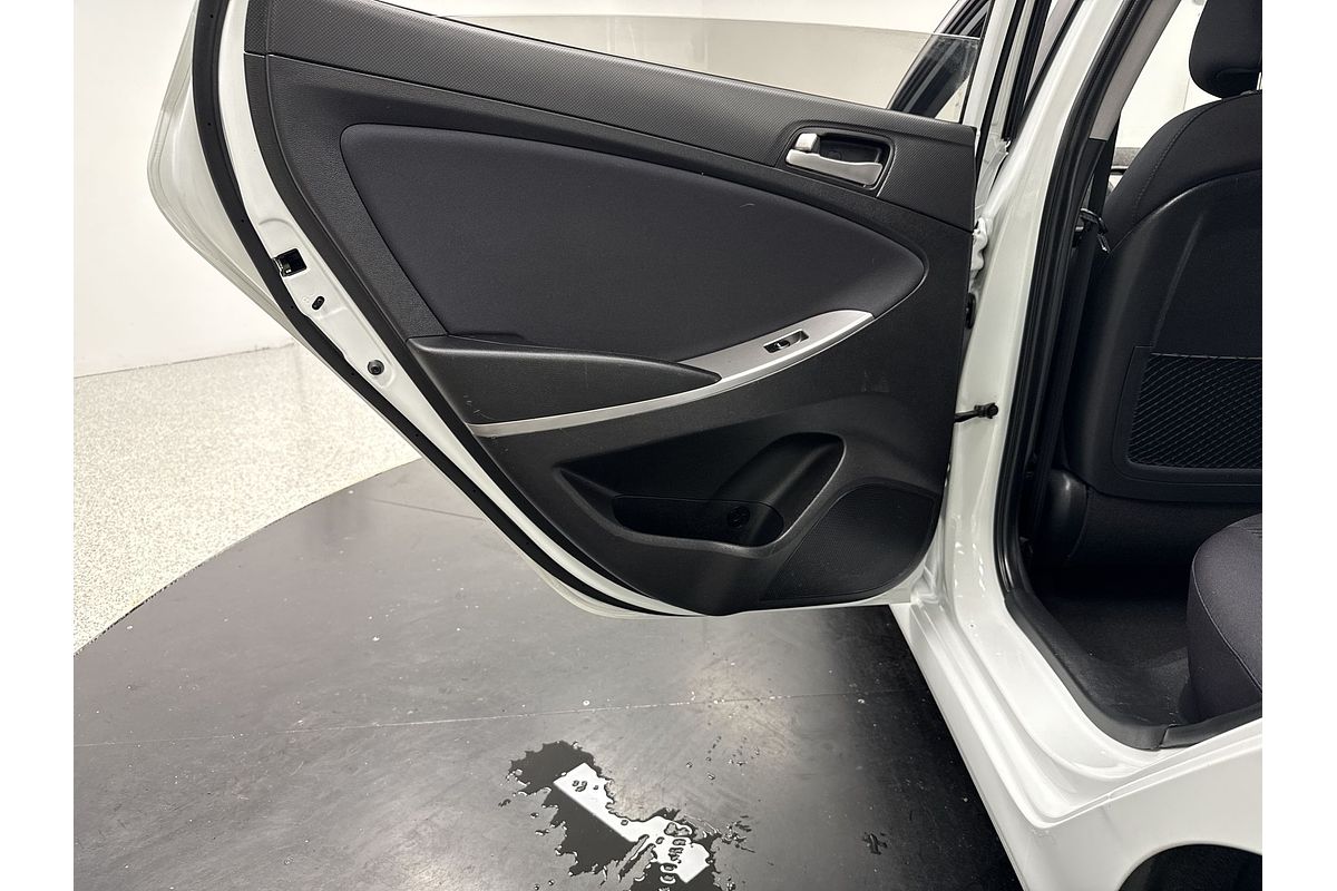 2018 Hyundai Accent Sport RB6