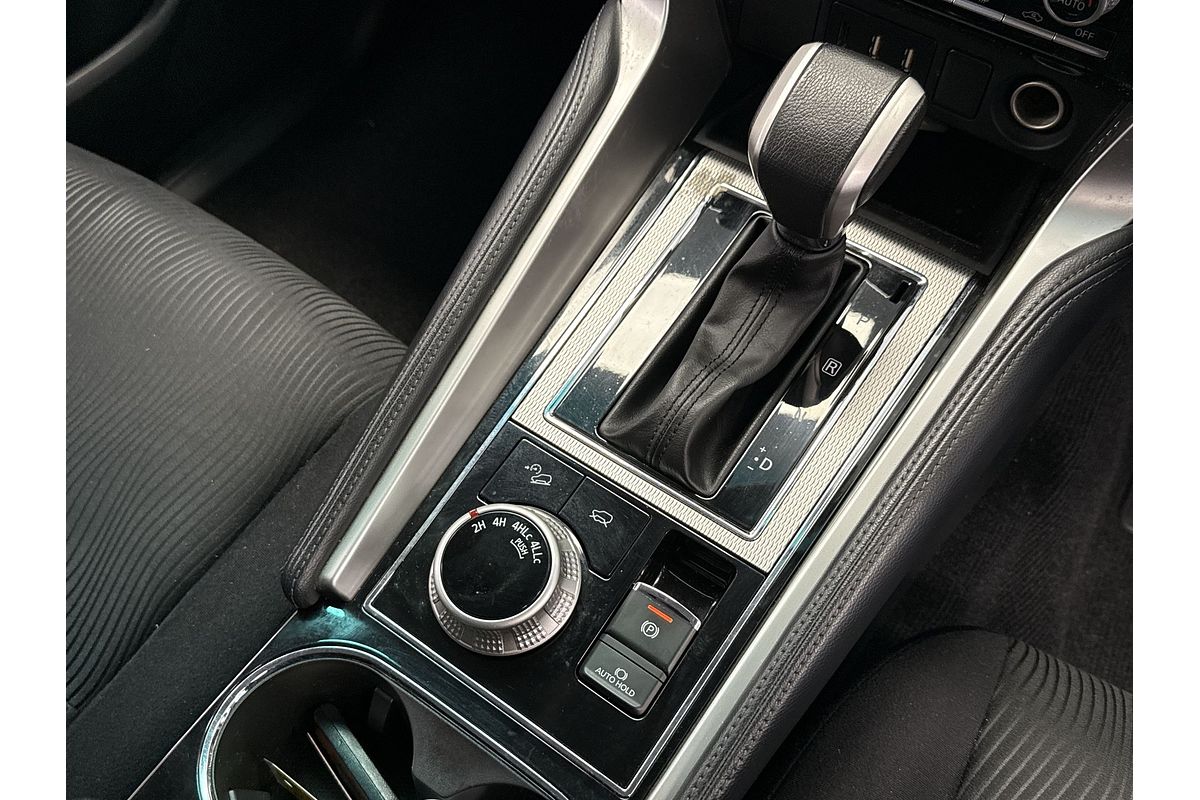 2020 Mitsubishi Pajero Sport GLX QF