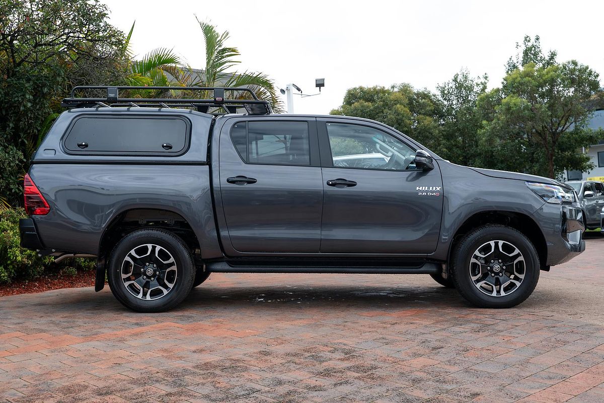 2024 Toyota Hilux SR5 48V GUN126R 4X4
