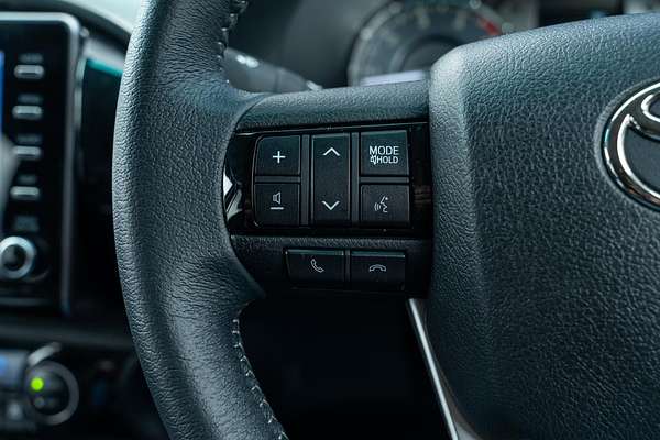 2024 Toyota Hilux SR5 48V GUN126R 4X4