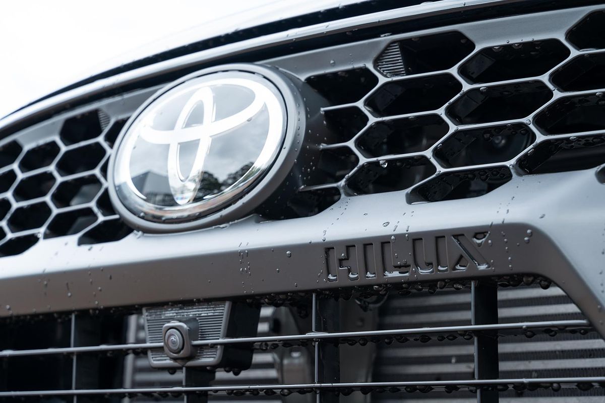 2024 Toyota Hilux SR5 48V GUN126R 4X4