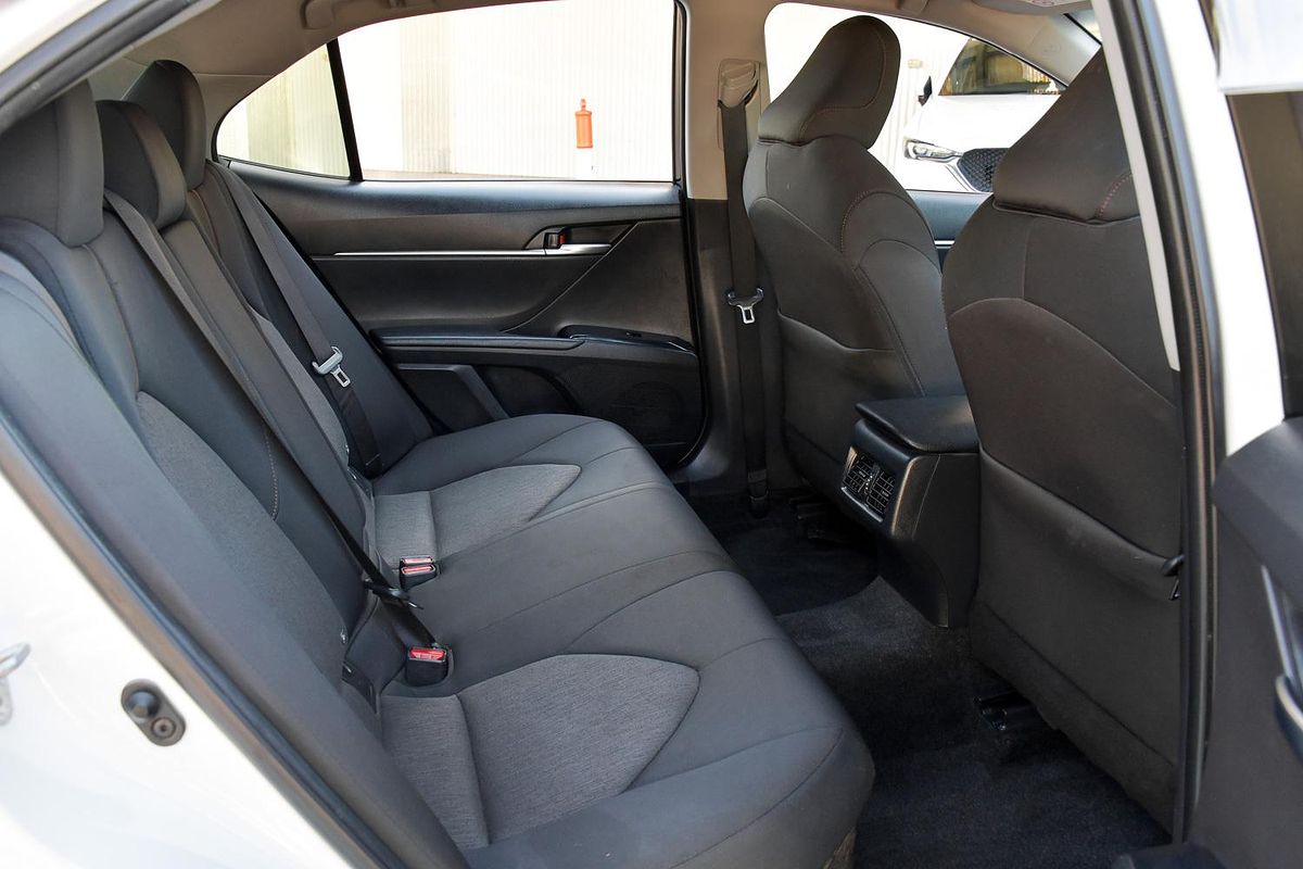 2019 Toyota Camry Ascent AXVH71R