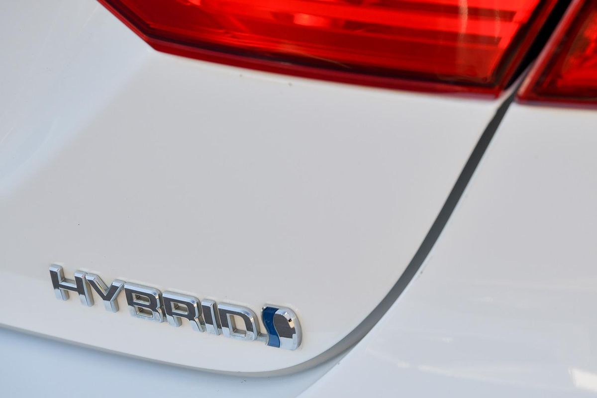2019 Toyota Camry Ascent AXVH71R
