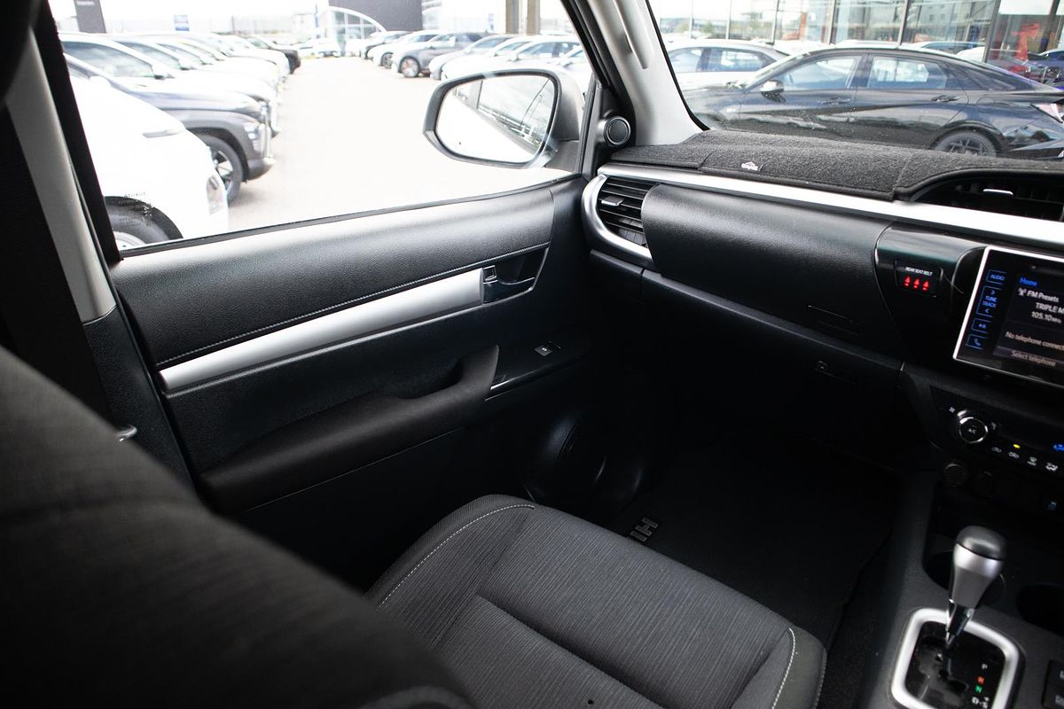 2019 Toyota Hilux SR5 GUN126R 4X4
