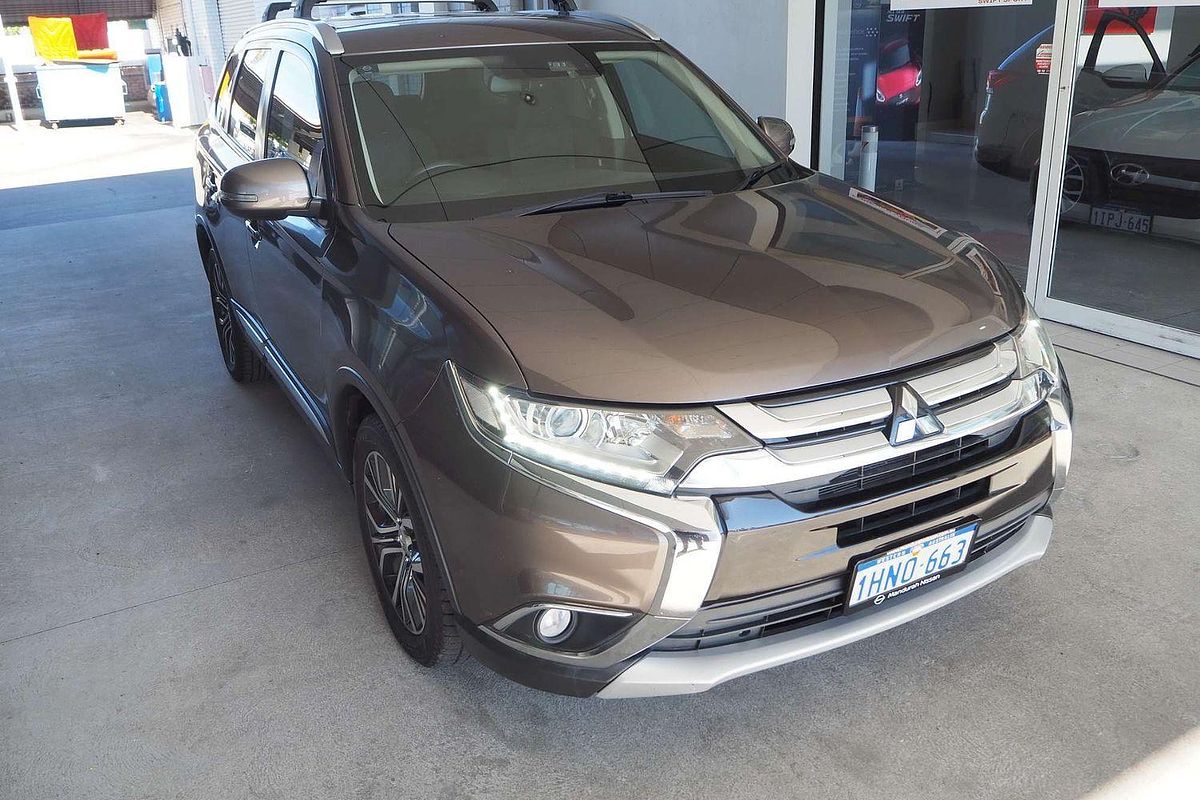 2017 Mitsubishi Outlander LS Safety Pack ZK