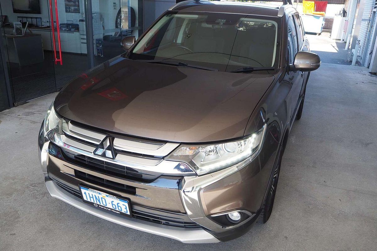 2017 Mitsubishi Outlander LS Safety Pack ZK