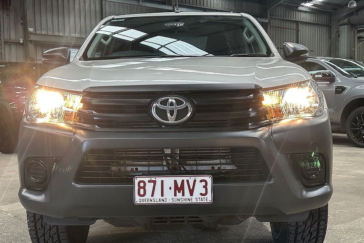 2018 Toyota Hilux Workmate GUN125R 4X4