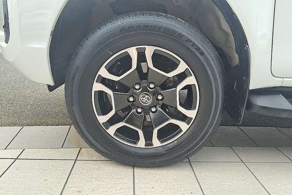 2023 Toyota Hilux SR5 GUN126R 4X4