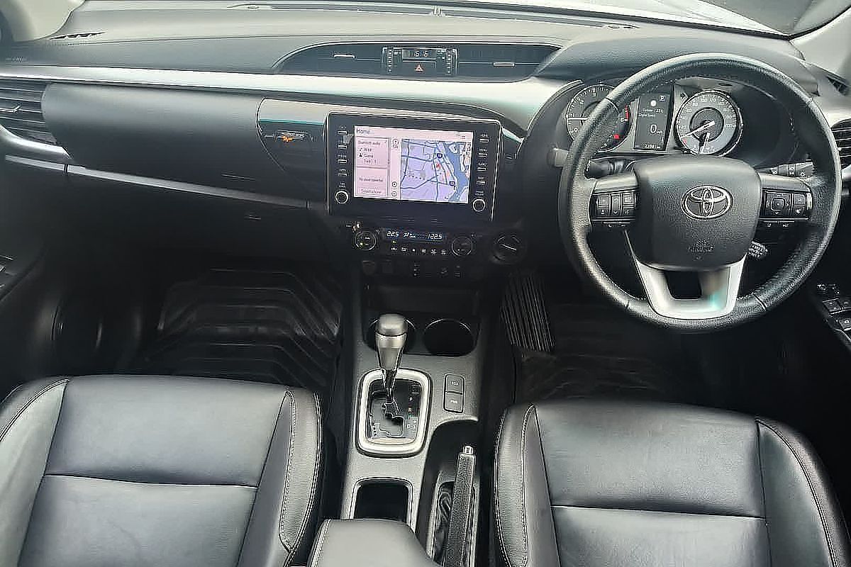 2023 Toyota Hilux SR5 GUN126R 4X4