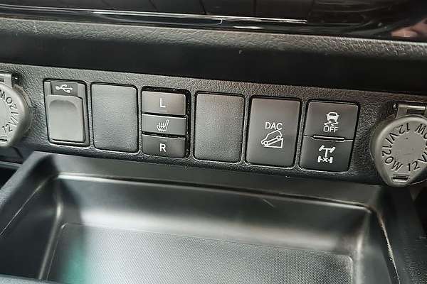 2023 Toyota Hilux SR5 GUN126R 4X4