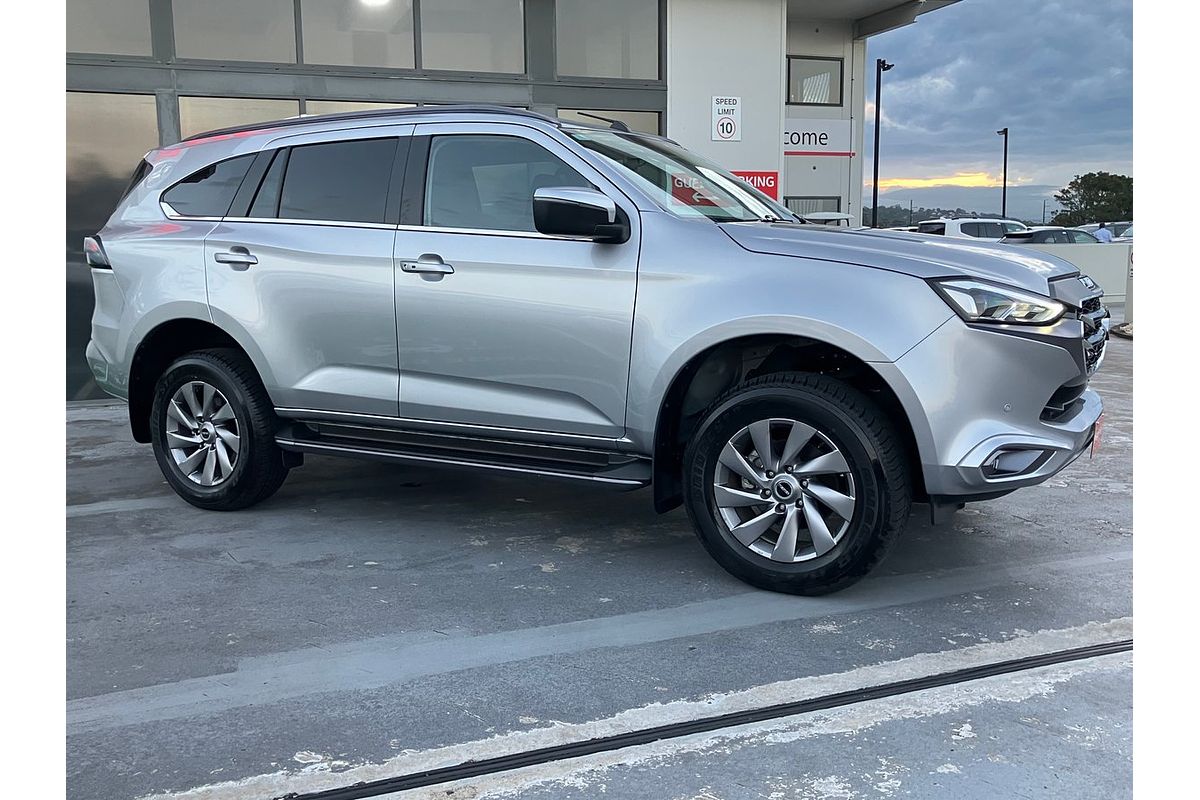 2024 Isuzu MU-X MY24