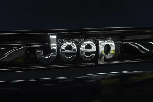 2023 Jeep Grand Cherokee Overland WL