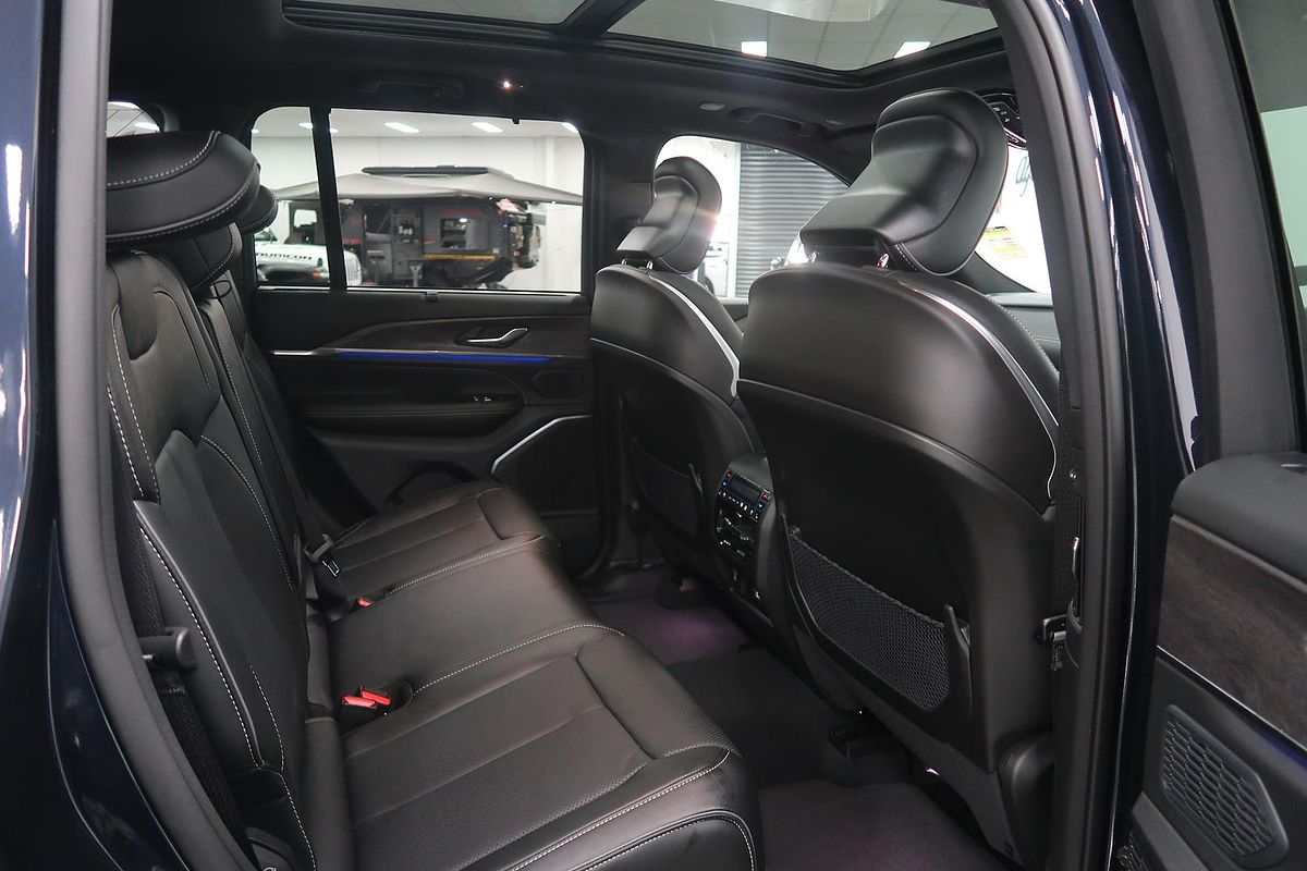 2023 Jeep Grand Cherokee Overland WL