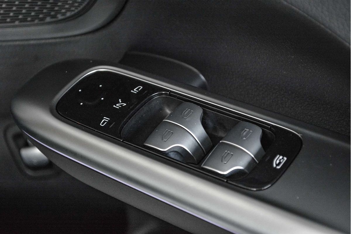 2022 Mercedes-Benz C-Class C200 W206