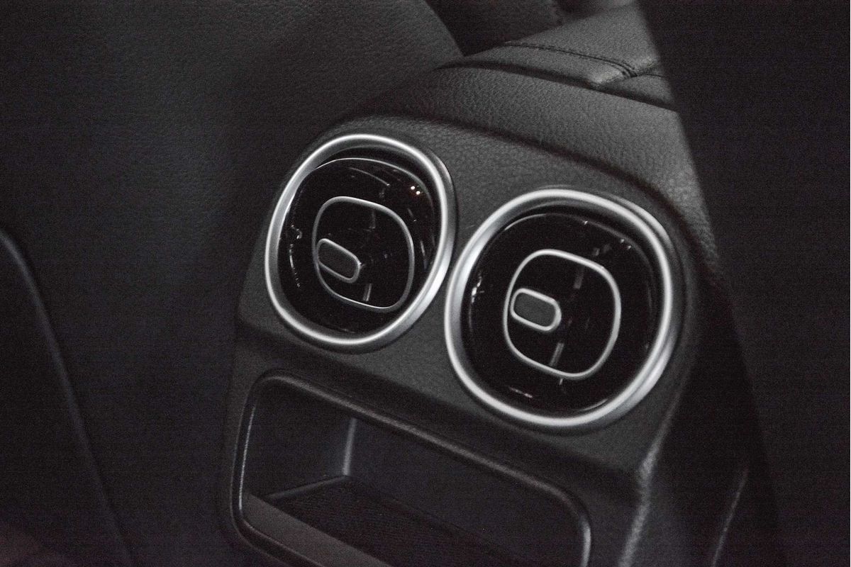 2022 Mercedes-Benz C-Class C200 W206