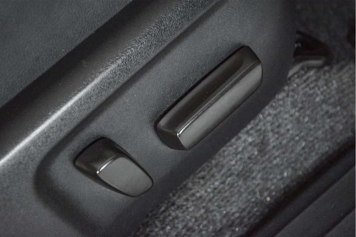 2022 Toyota Hilux Rugged X GUN126R 4X4