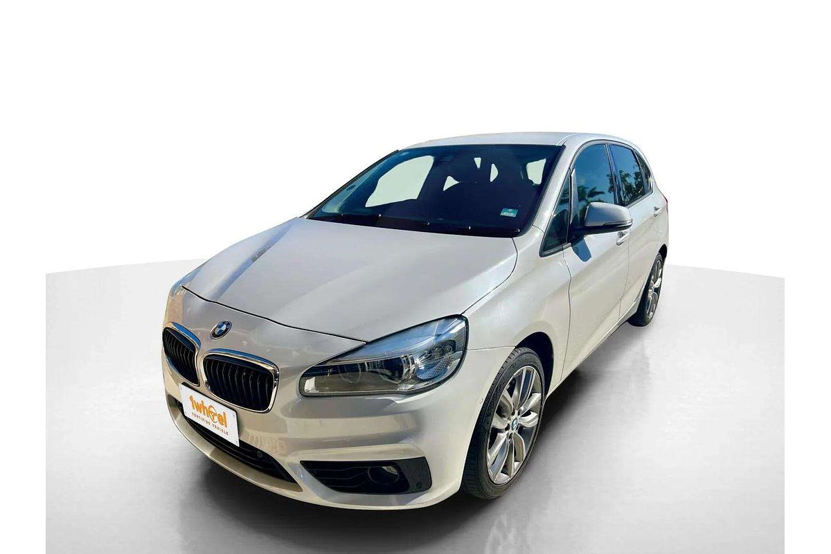 2015 BMW 2 Series 220i Sport Line F45