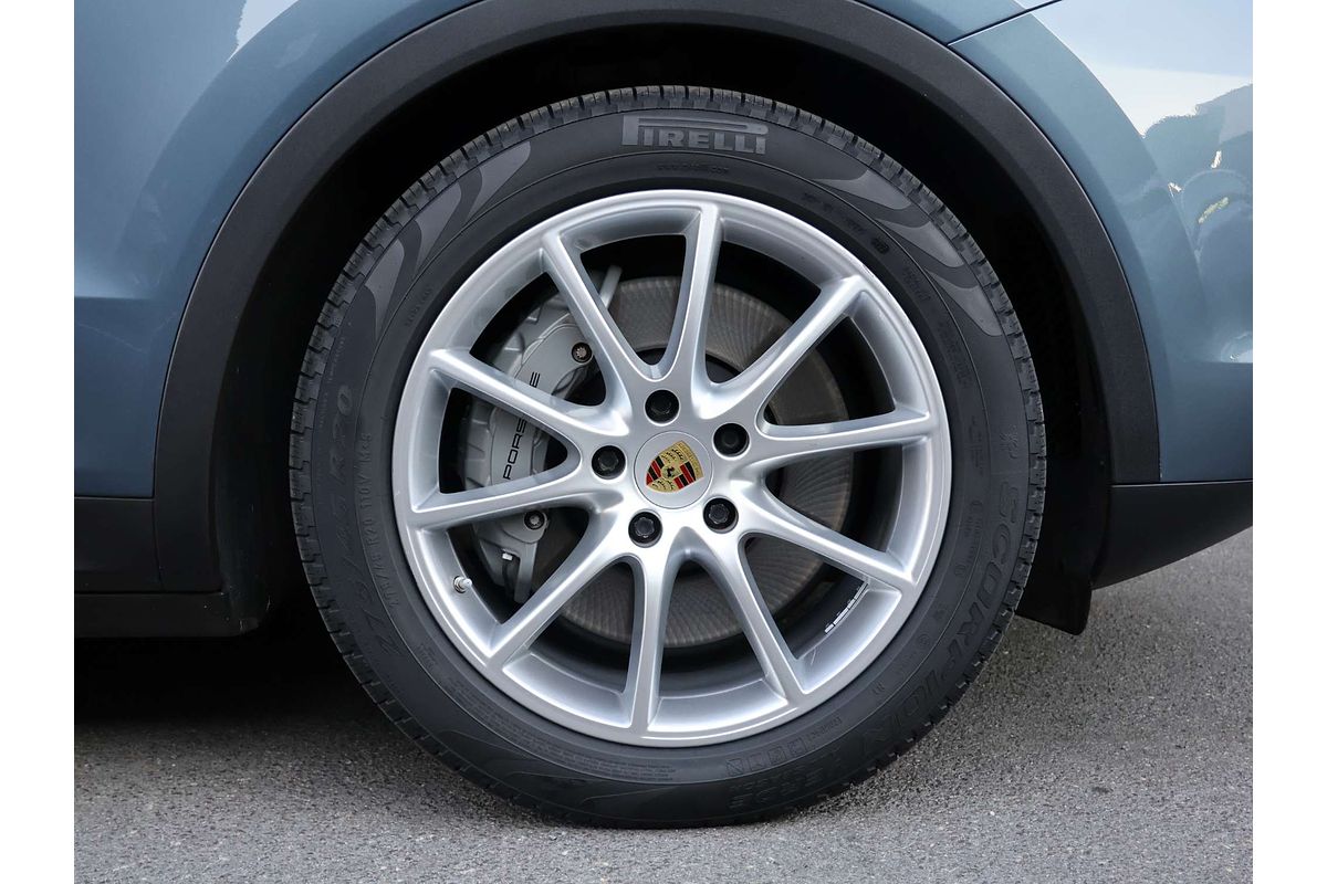 2018 Porsche Cayenne S 9YA