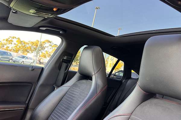 2015 Mercedes-Benz CLA-Class CLA200 X117
