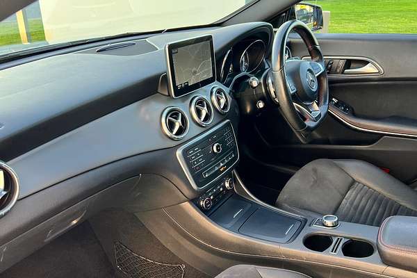 2015 Mercedes-Benz CLA-Class CLA200 X117