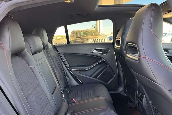 2015 Mercedes-Benz CLA-Class CLA200 X117