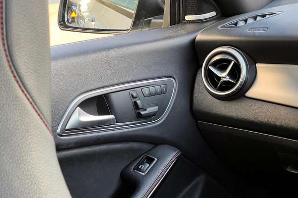 2015 Mercedes-Benz CLA-Class CLA200 X117