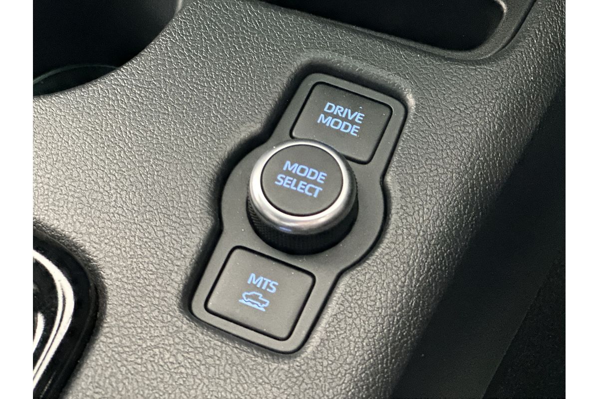 2024 Toyota Hilux Rogue 48V GUN126R 4X4