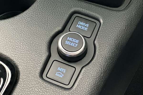 2024 Toyota Hilux Rogue 48V GUN126R 4X4