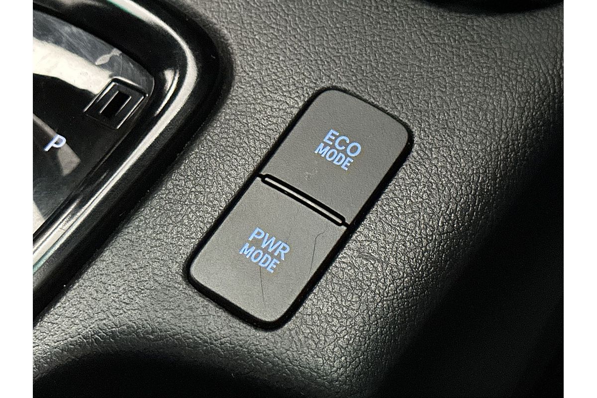 2019 Toyota Hilux Rugged X GUN126R 4X4