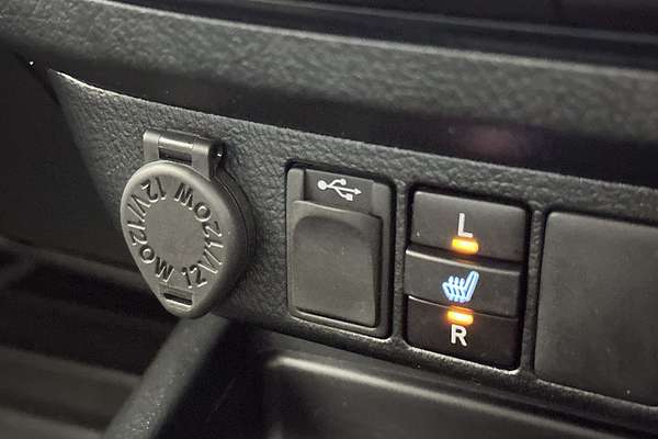 2019 Toyota Hilux Rugged X GUN126R 4X4
