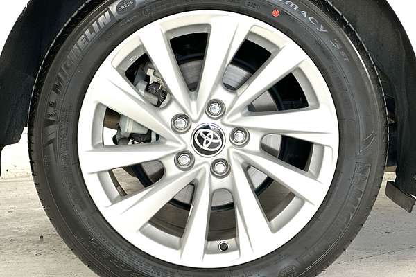2021 Toyota Camry Ascent AXVH70R