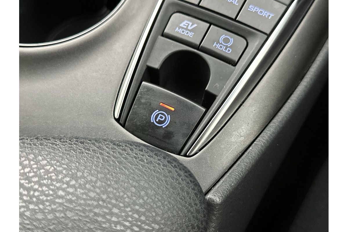 2021 Toyota Camry Ascent AXVH70R