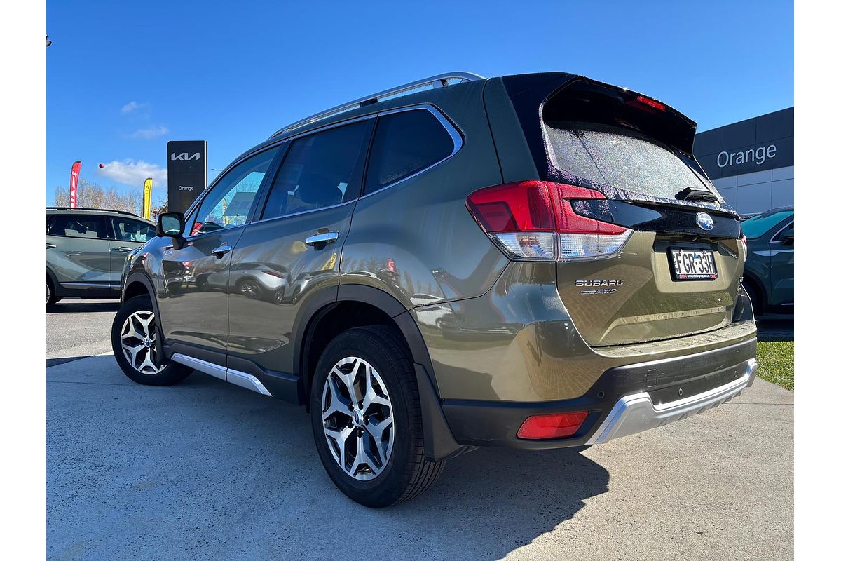 2023 Subaru Forester Hybrid L S5