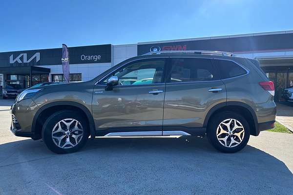 2023 Subaru Forester Hybrid L S5