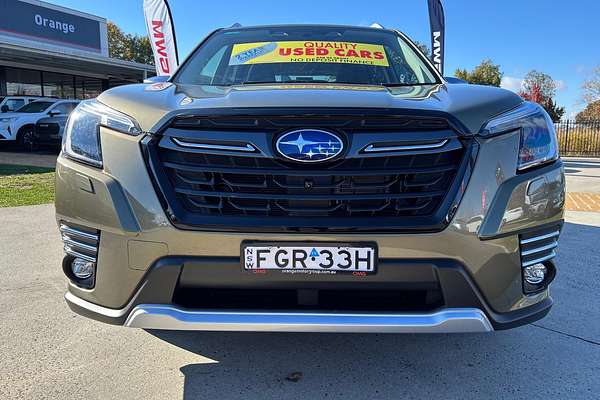 2023 Subaru Forester Hybrid L S5