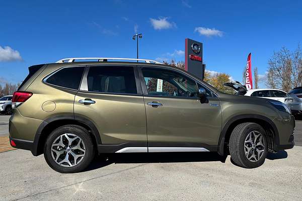 2023 Subaru Forester Hybrid L S5