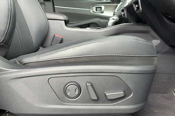 2023 Kia Sorento Sport+ MQ4