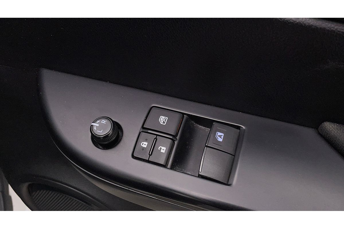 2020 Toyota Hilux Workmate TGN121R Rear Wheel Drive