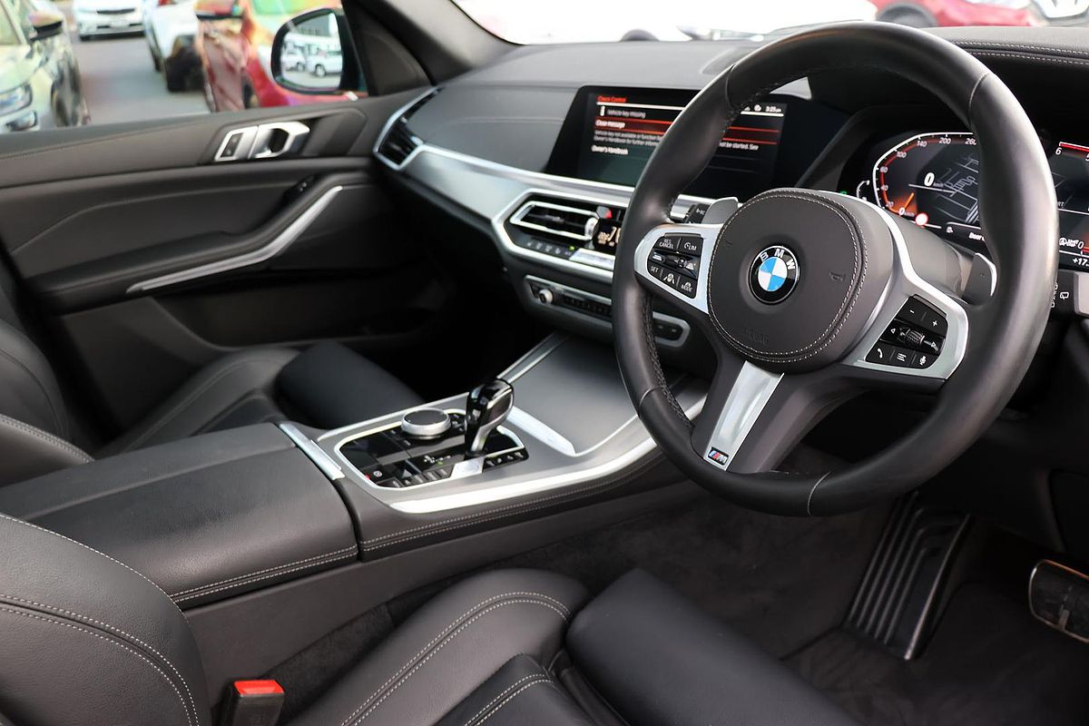 2022 BMW X5 xDrive30d M Sport G05