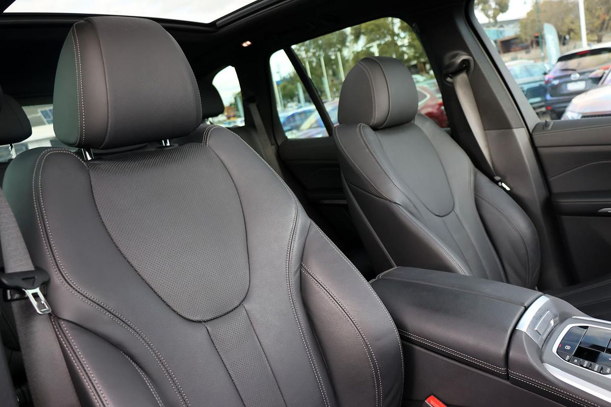 2022 BMW X5 xDrive30d M Sport G05