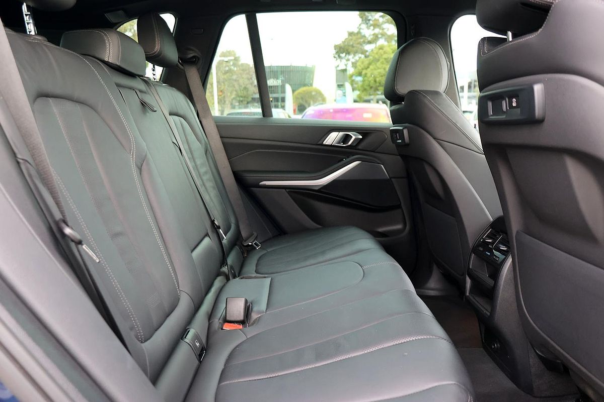 2022 BMW X5 xDrive30d M Sport G05