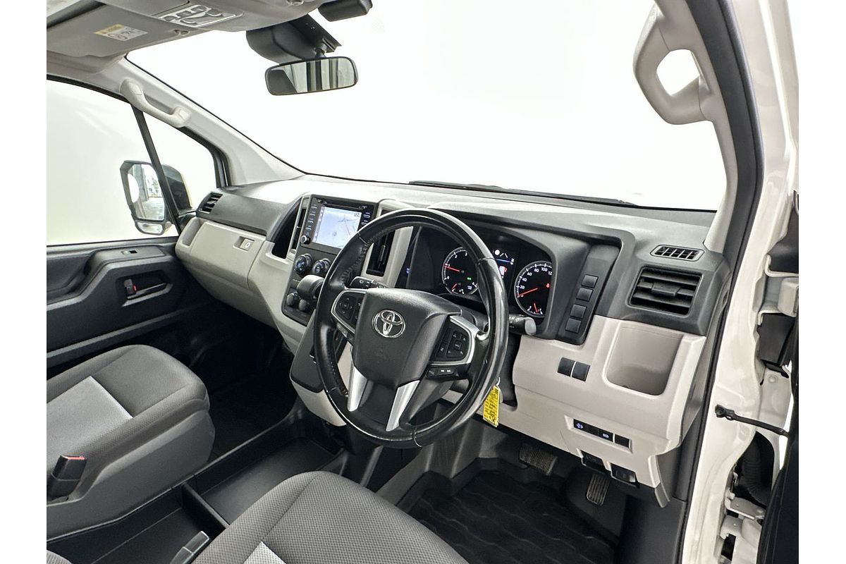 2019 Toyota Hiace Commuter GDH322R