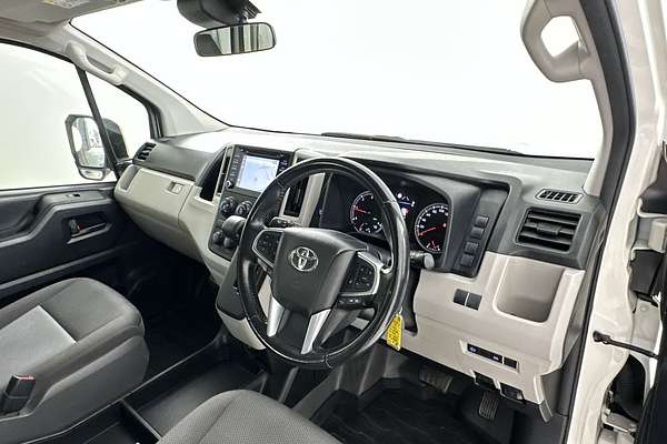 2019 Toyota Hiace Commuter GDH322R