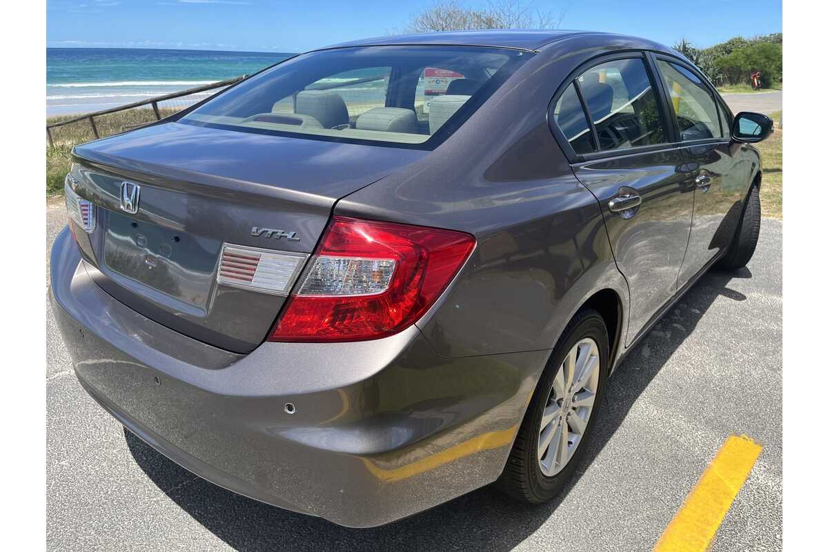 2012 Honda Civic VTi-L 9th Gen