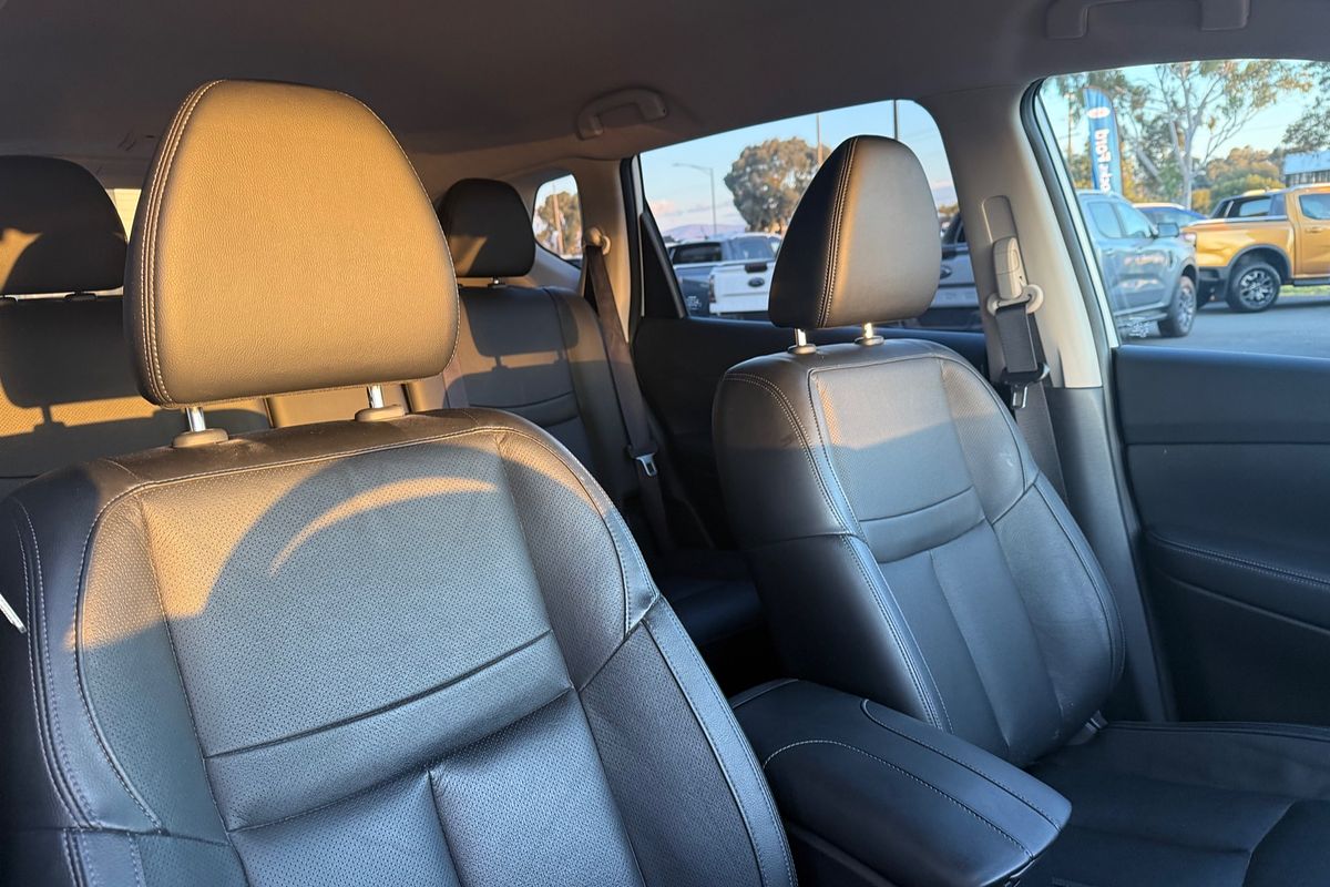 2020 Nissan X-TRAIL ST-L T32 Series II