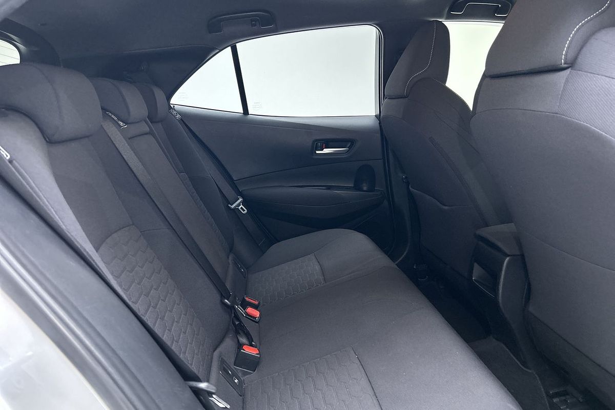 2020 Toyota Corolla SX Hybrid ZWE211R