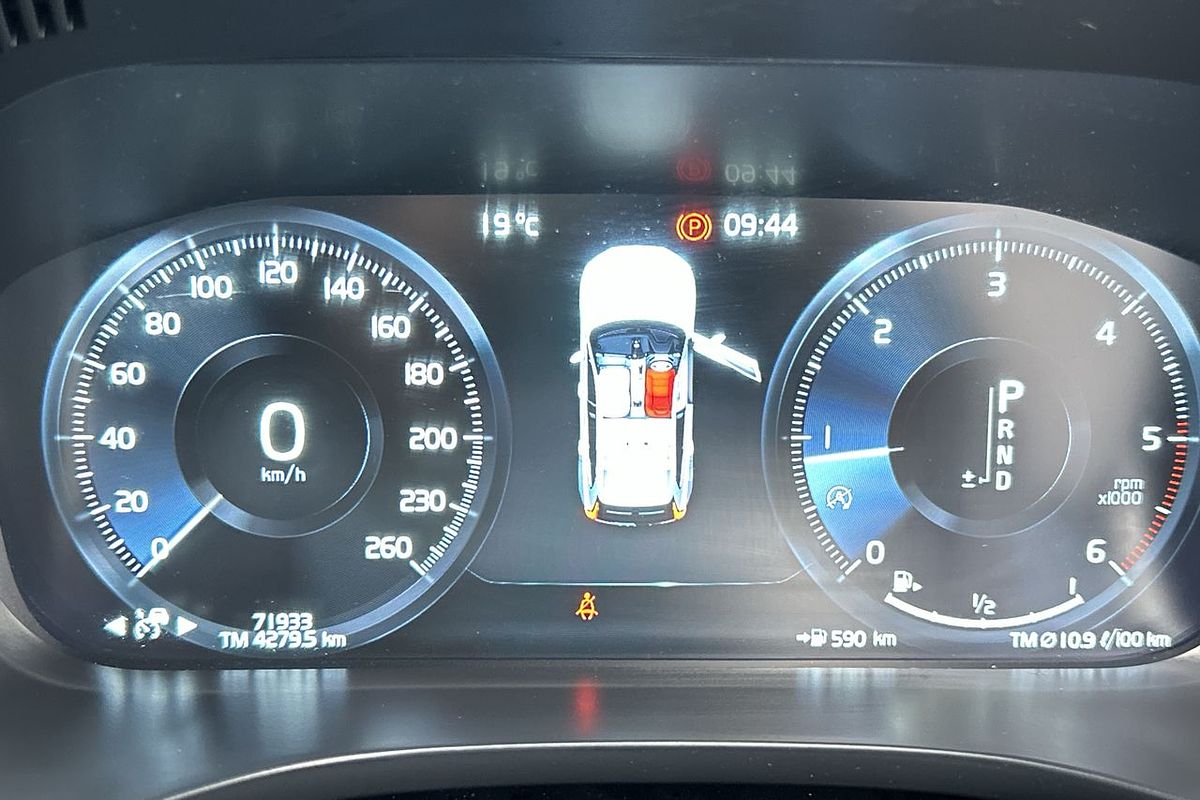 2018 Volvo XC60 D5 R-Design