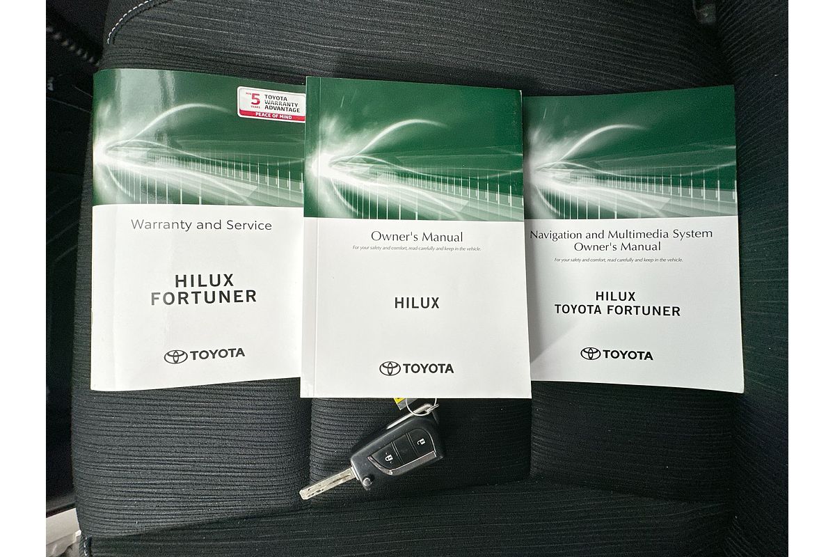 2021 Toyota Hilux SR GUN126R 4X4
